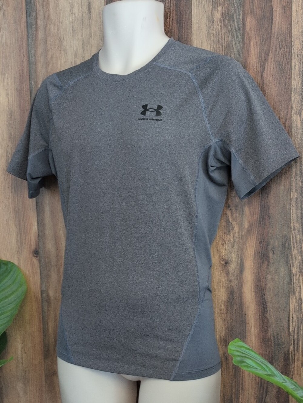 Under Armour Men's Dark Gray Short Sleeve Performance Tee L 896A